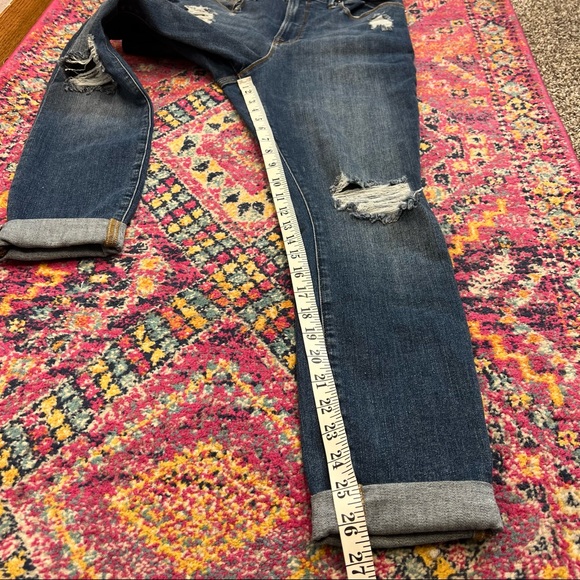 Good American Good Waist Distressed Crop - 12/31 - Picture 11 of 11